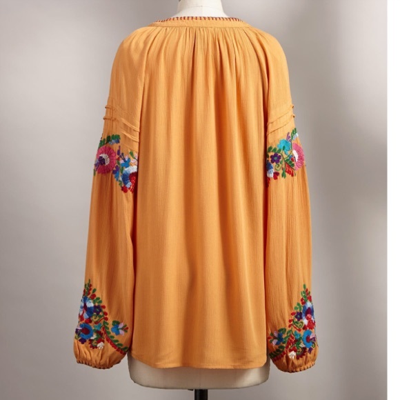 Sundance Fabled Flower Top - Picture 2 of 6